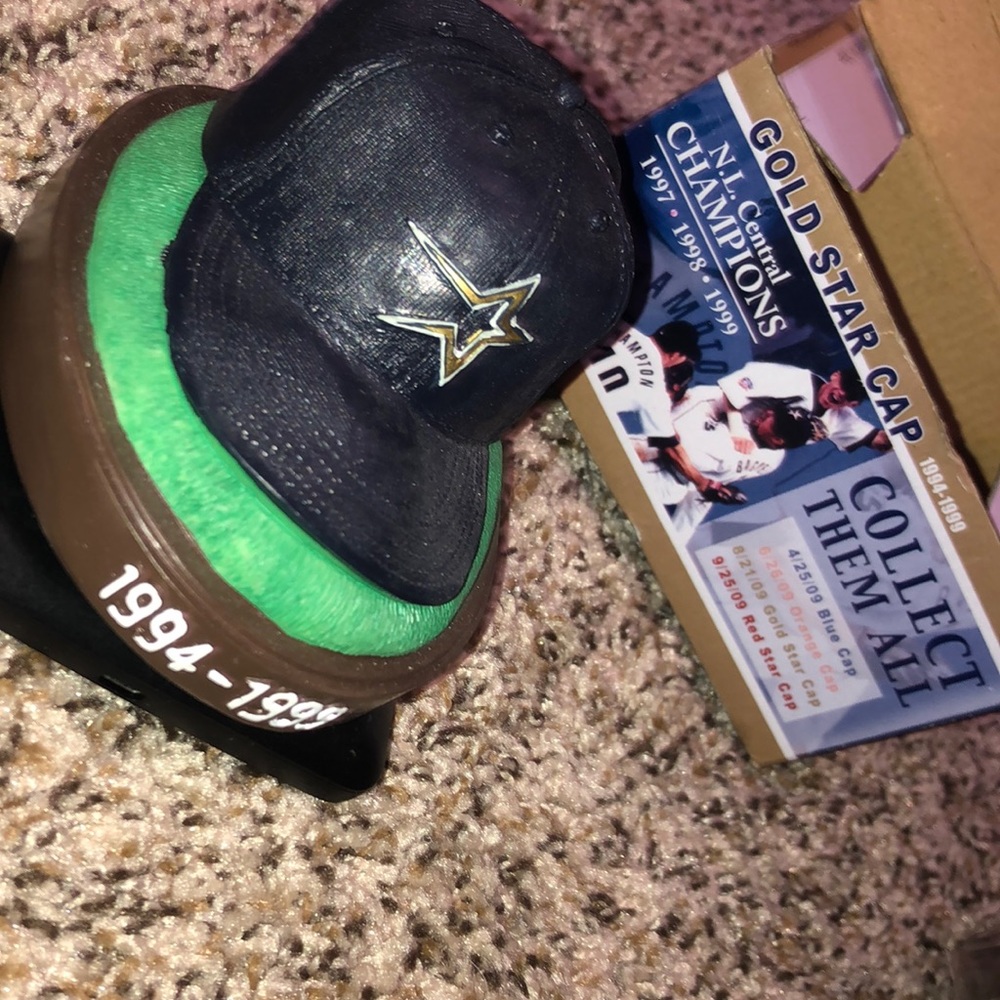 Astros Gold Star Cap Collectible 1994-1999 (4/25/09) painted blue cap/gold star